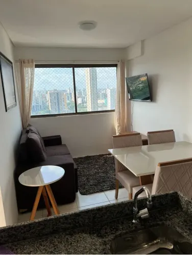 Apartamento mobiliado com 2 quartos na Torre - Porteira Fechada