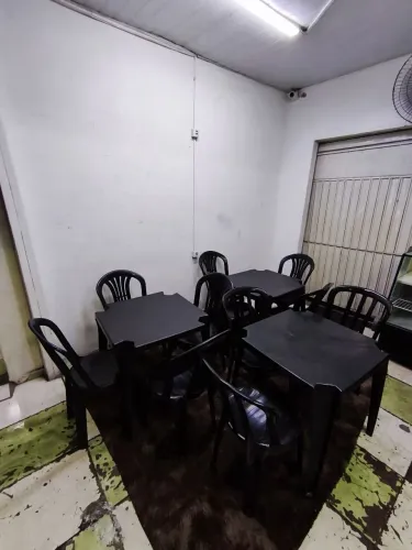 Jogo Mesa Plástico Usada Preta
