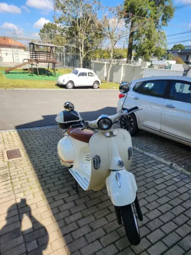 Scooter Elétrica Ventane Roma 3000W 927 km com Baú