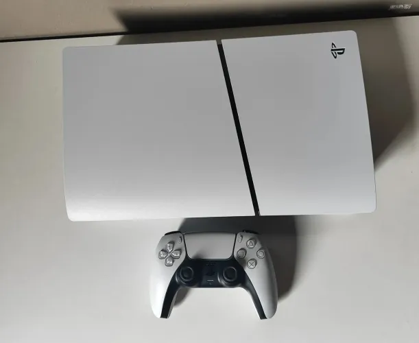 Ps5 slim 1tb funcionando