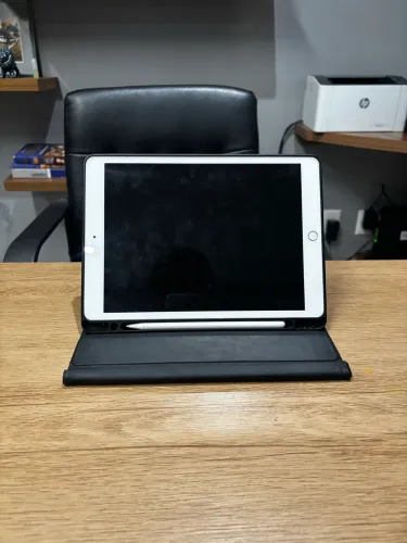 iPad 8ª Geração 32GB - Sem detalhes