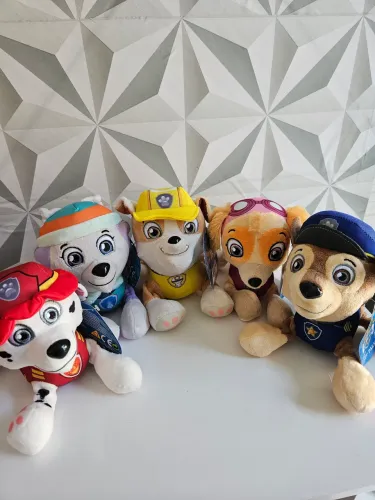 Pelucia Patrulha Canina Paw Patrol 20cm - Chase | Skye | Rublle | Marshall | Everest