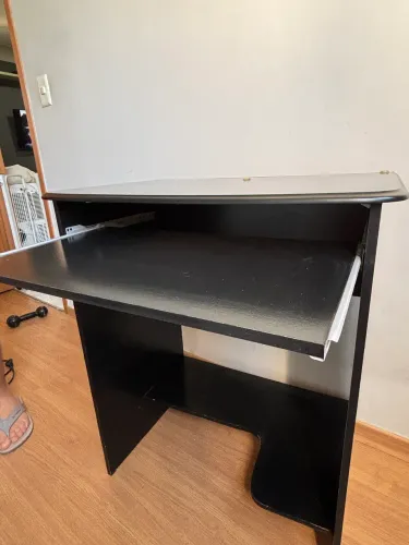 Mesinha pra computador