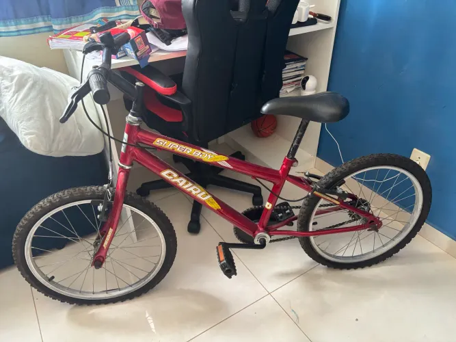 Vendo bike infantil aro 16 super nova!