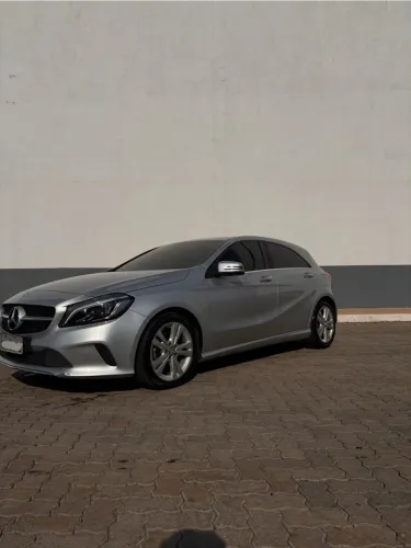 Mercedes-Benz Classe A 200 1.6 TB/flex Aut. 2016