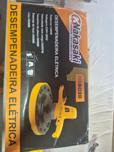 Desempenadeira eletrica