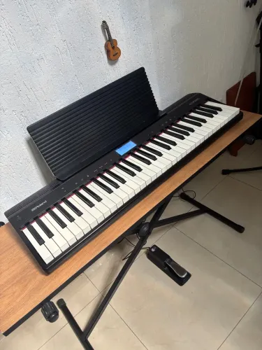 Piano Digital Roland Go Piano 61 teclas
