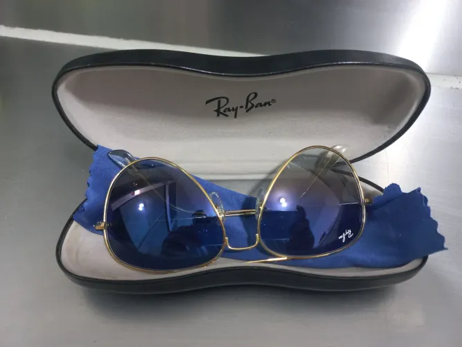 Óculos Ray Ban modelo aviador