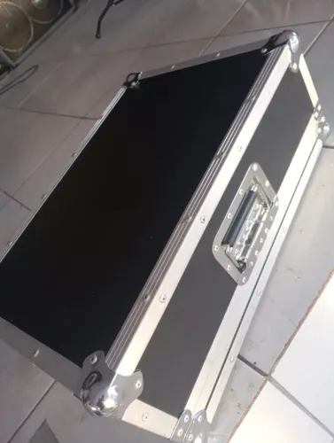 Pedalboard Hands com Hardcase