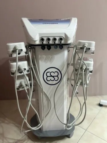 Aparelho de Criolipólise Medical SAN Seminovo Completo