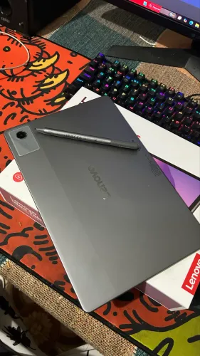 Tablet Lenovo tab plus