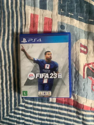 VENDO FIFA 23 ( PS4 )