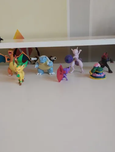 Lote Action Figures Pokémon