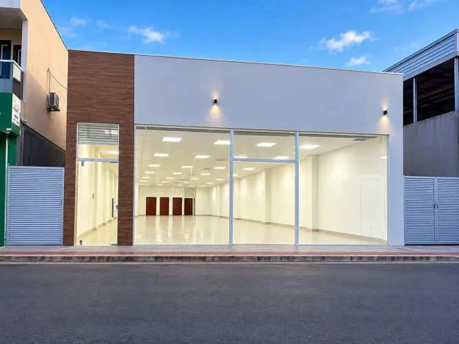 Loja Comercial 260m² para Locação - Cariacica Sede