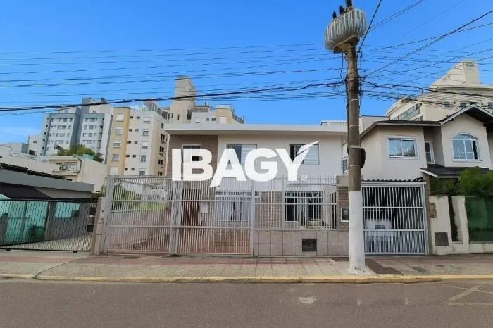 Excelente Apartamento 2 dormitório(s) em Balneario - Florianópolis