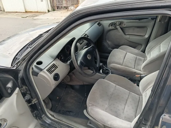 Volkswagen Gol Geração III 1.6 MI 8V Gasolina Mec. 4P 2000