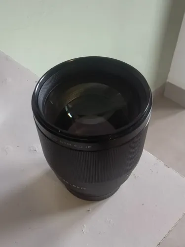 Lente Viltrox 85mm f1.8 STM ED IF (Sony E-Mount)