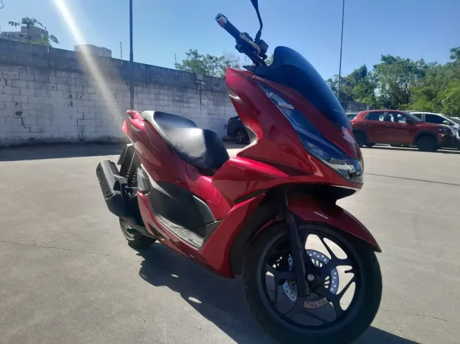 HONDA PCX 2025