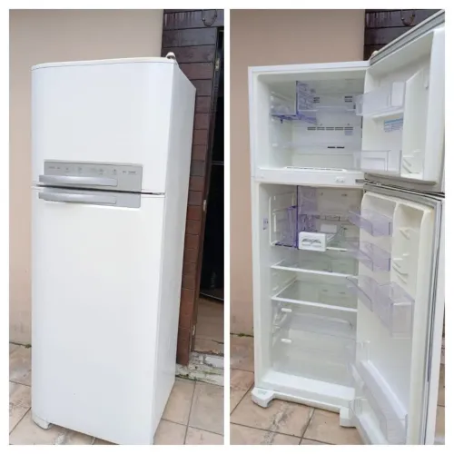 Vende se geladeira Frost Free completa 