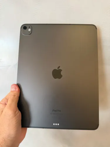 iPad Pro M4 13 polegadas 256gb Wi-Fi novo Anatel - nunca foi usado - garantia Apple