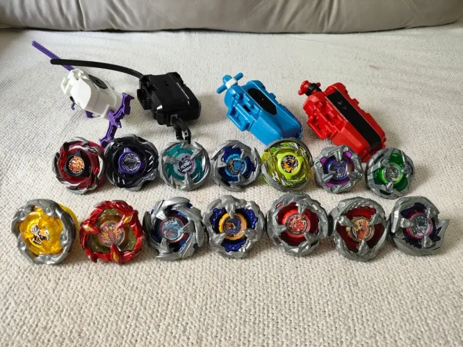Lote 14 Beyblades X