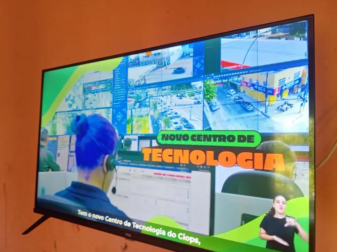 Vedo uma TV de 32 polegadas