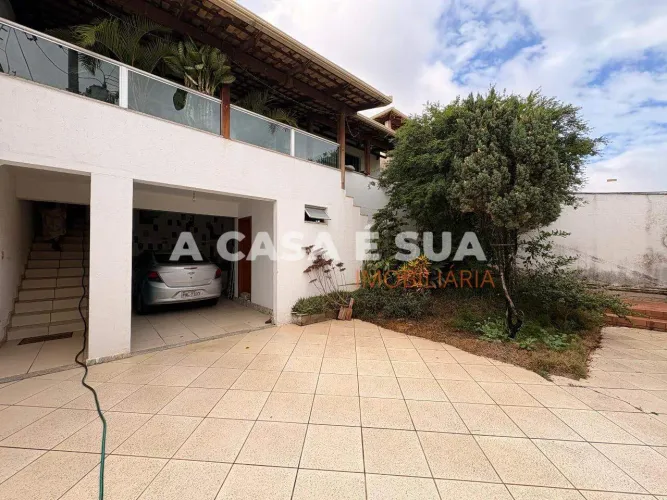 Casa à venda, 3 quartos, 3 vagas, Europa - Contagem/MG