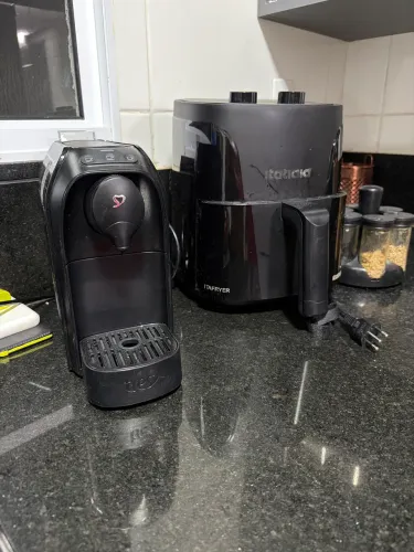 Air free e cafeteira 