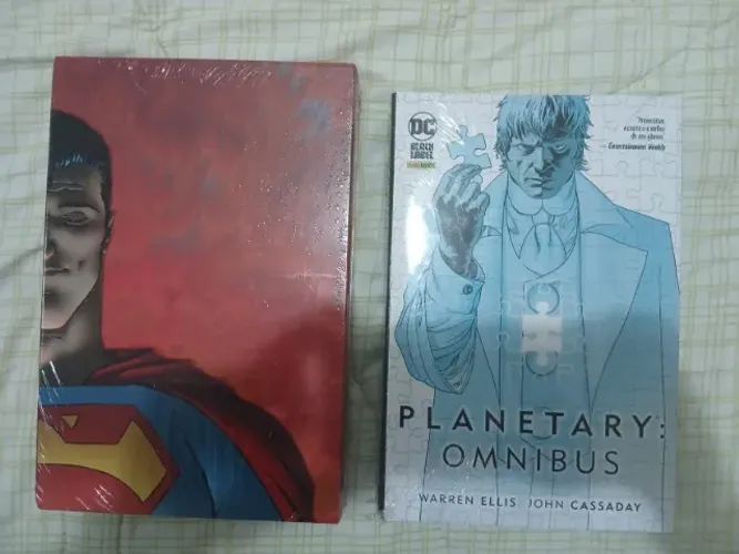 RESERVADO HQ Omnibus Planetary e Superman - Grandes Astros -Edição Absoluta Panini