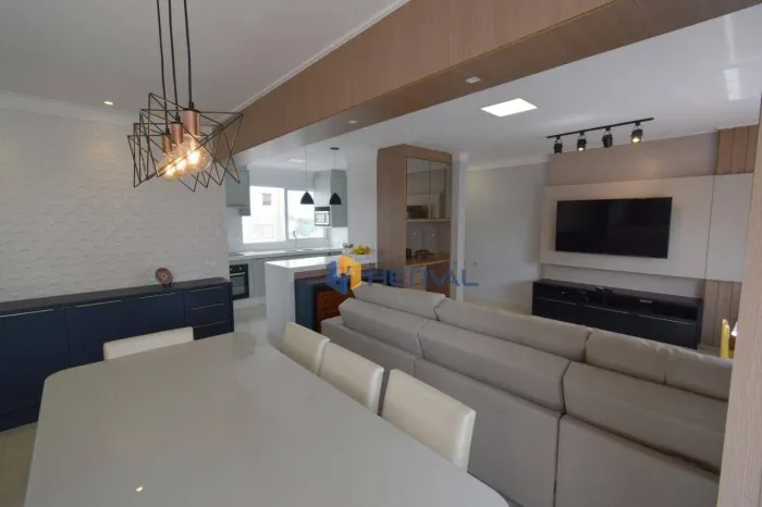 Apartamento com 3 dormitórios à venda, 110 m² por R$ 1.200.000,00 - Centro - Maringá/PR