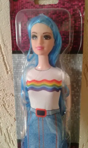 Boneca Deram Dolly Cabelo Azul Estilo Barbie Nova Lacrada