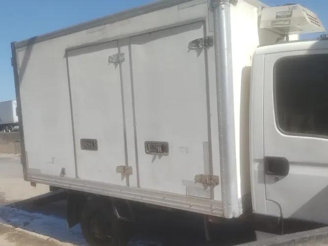Baú de Iveco refrigerado