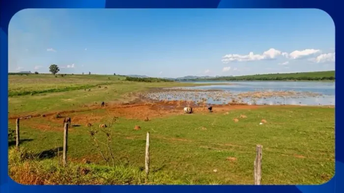 GLEBA DE TERRAS - Situada no lugar denominado "Cascata", Paracambi/RJ, com a área de 70,00