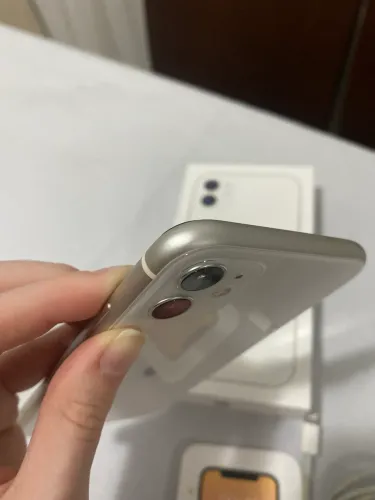 iPhone 11 128GB Branco excelente