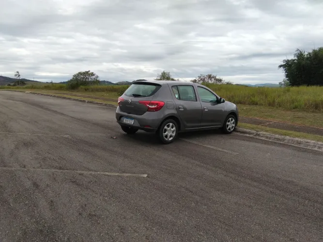 Renault Sandero Zen Flex 1.0 12V 5P Mec. 2021
