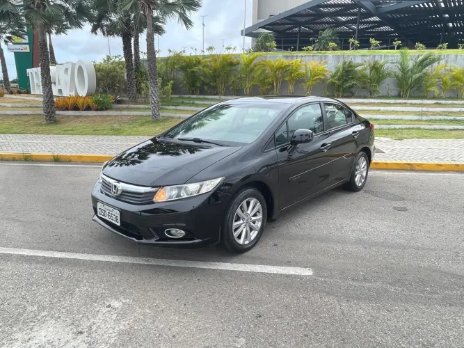 Honda Civic Sedan LXS 1.8/1.8 Flex 16V Aut. 4P 2014