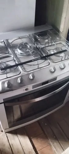 Fogão de embutir com forno