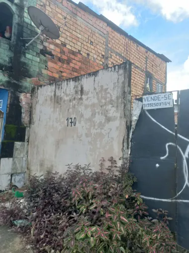 Vendo ou Alugo terreno medindo 6mx20m na Av. Júlio Cesar