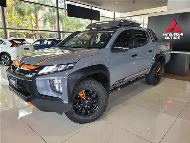 Mitsubishi L200 Triton S HPE Sertoes 2.4 CD Dies. 2024