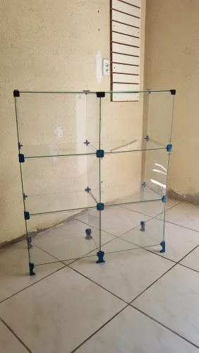 Vitrine expositor em vidro temperado