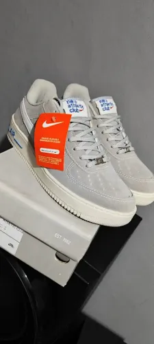 Tênis Nike Air Force1 tamanho 40