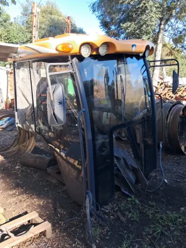 Cabines para Tratores Agrícolas Valtra/Valmet/Yanmar/John Deere/Ford
