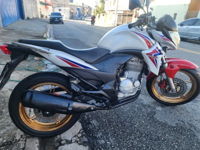 CB300R FLEX CAPITAL AMÉRICA