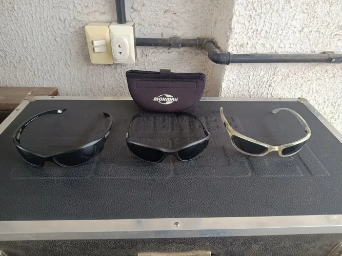 Vendo 3 óculos Mormaii, um Mormaii El Silêncio branco um El Capitain Preto e um Itacaré.