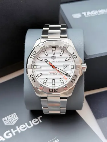 Tag Heuer Aquaracer Polar