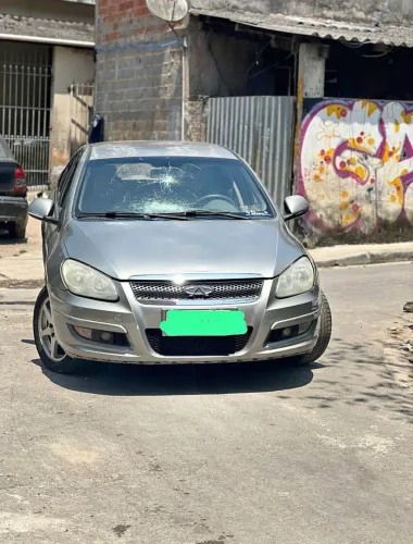 Chery Cielo 1.6 16V 119cv 5P 2012