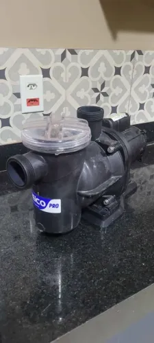 Bomba de Piscina com Filtro Veico 1/2CV