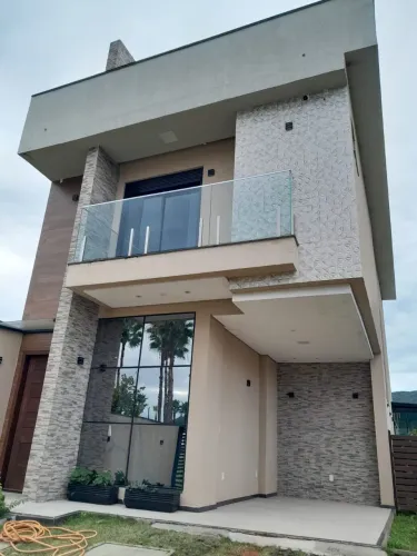 Excelente Casa de 2 Pavimentos no Deltaville SEMI MOBILIADA