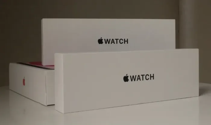 Apple Watch SE 3 - Modelo 2025 - NOVO NA CAIXA - 44mm - GPS - Meia-Noite