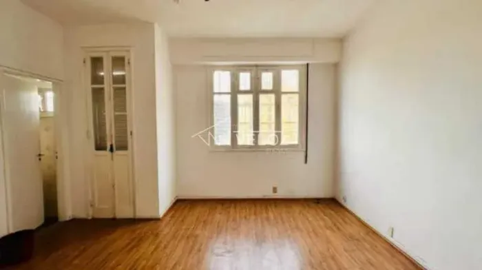 Apartamento - / Residencial / Centro